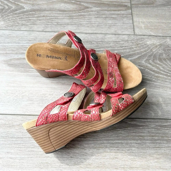 Romika  Red Metallic Wedge Sandals - Picture 3 of 15